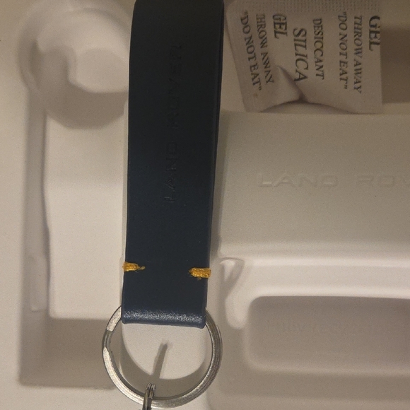 Land Rover Brown Box - Picture 3 of 4